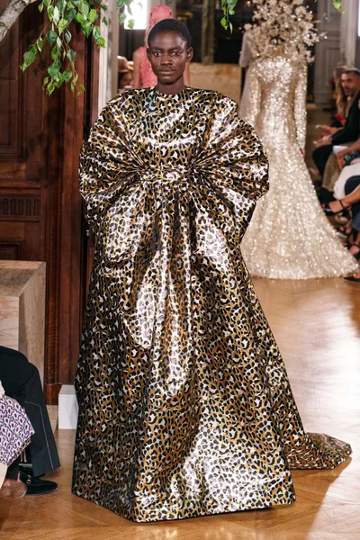 Look 65